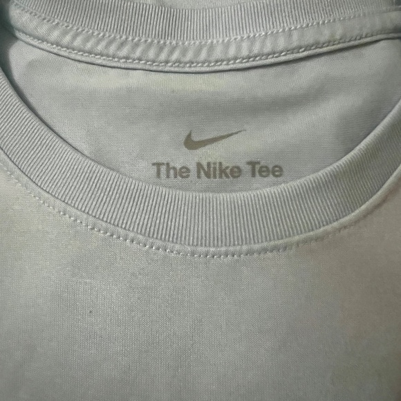 Nike Women’s Dri-fit Shirt - Picture 2 of 2